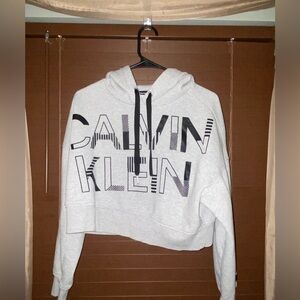Calvin Klein Sweater / crop top black and white